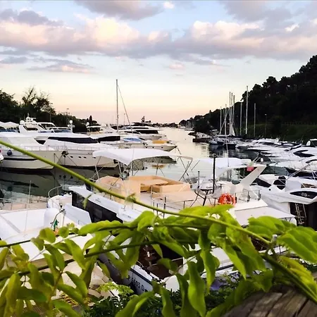 Le Pinette 3* Ameglia