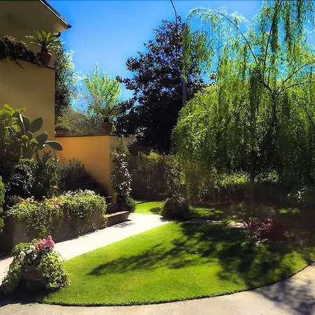 Le Pinette Bed and breakfast 3*