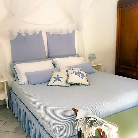 Le Pinette Bed & Breakfast Ameglia