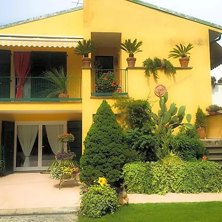 Le Pinette Bed & Breakfast